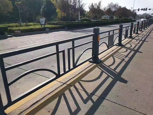道路護(hù)欄