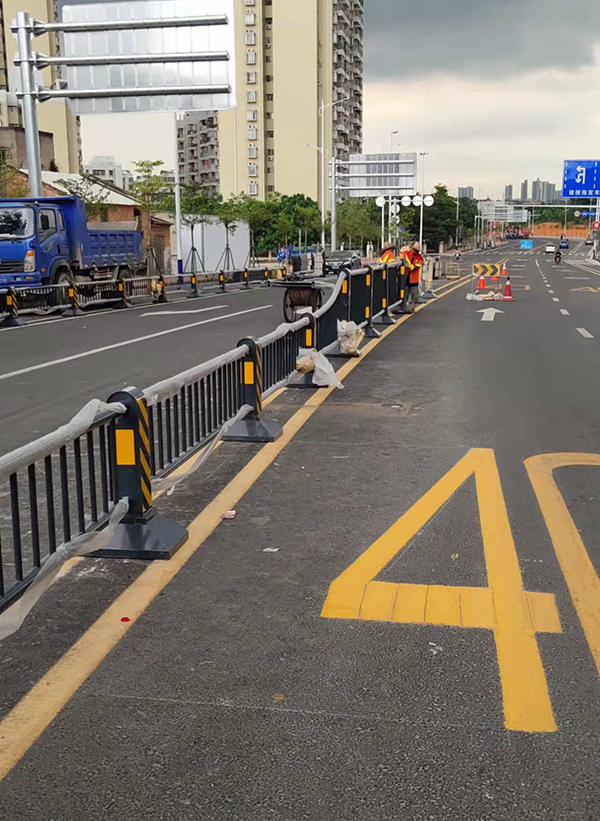 道路護欄