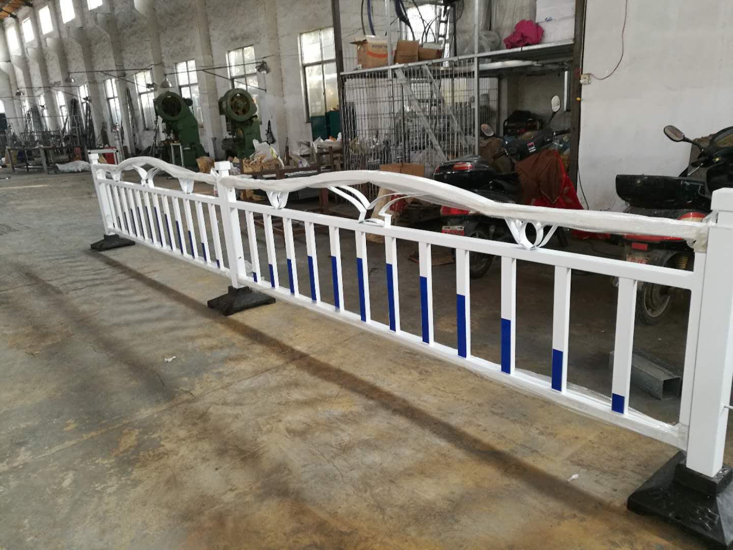 道路護(hù)欄
