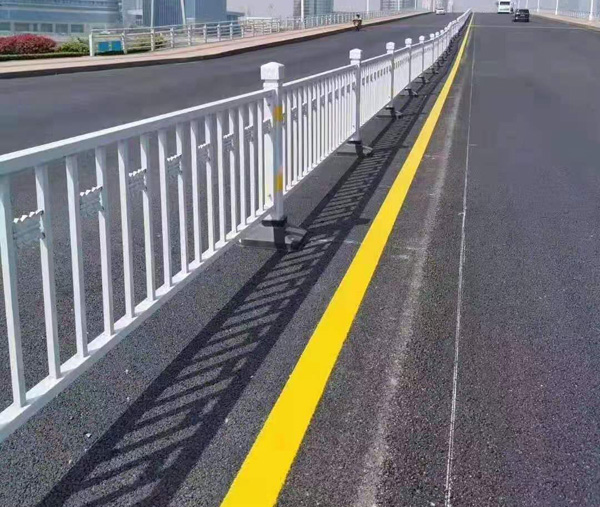 徐州道路護欄廠家分析未來護欄的發(fā)展趨勢