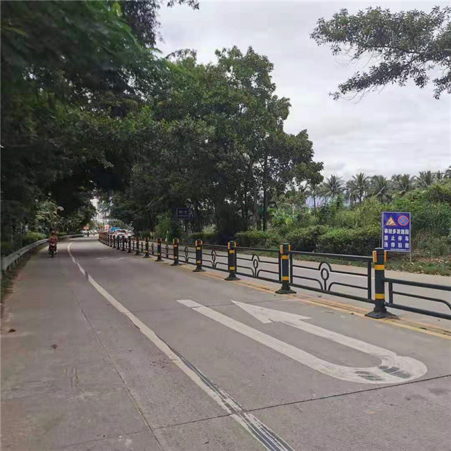 道路護(hù)欄